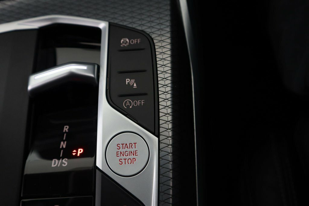 BMW 3 Series 320D Touring Black #19