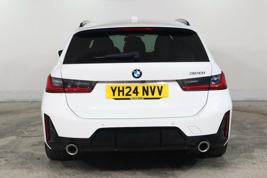 BMW 3 Series 2L M Sport White #6