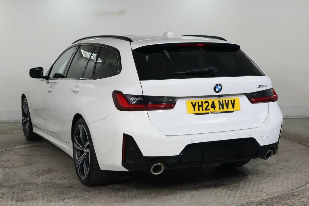 BMW 3 Series 2L M Sport White #4