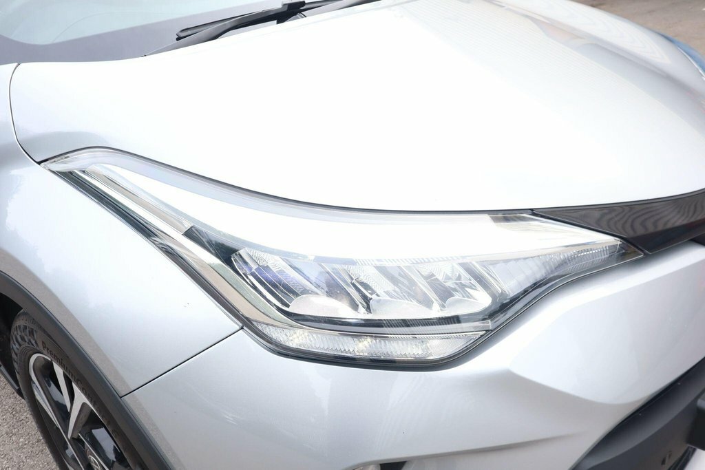 Toyota C-Hr Excel White #48