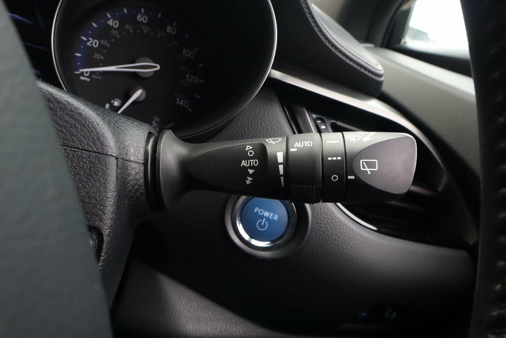 Toyota C-Hr Excel White #16