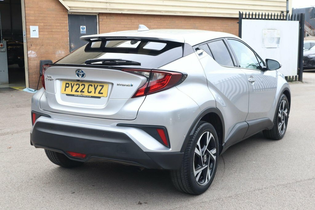 Toyota C-Hr Excel White #8