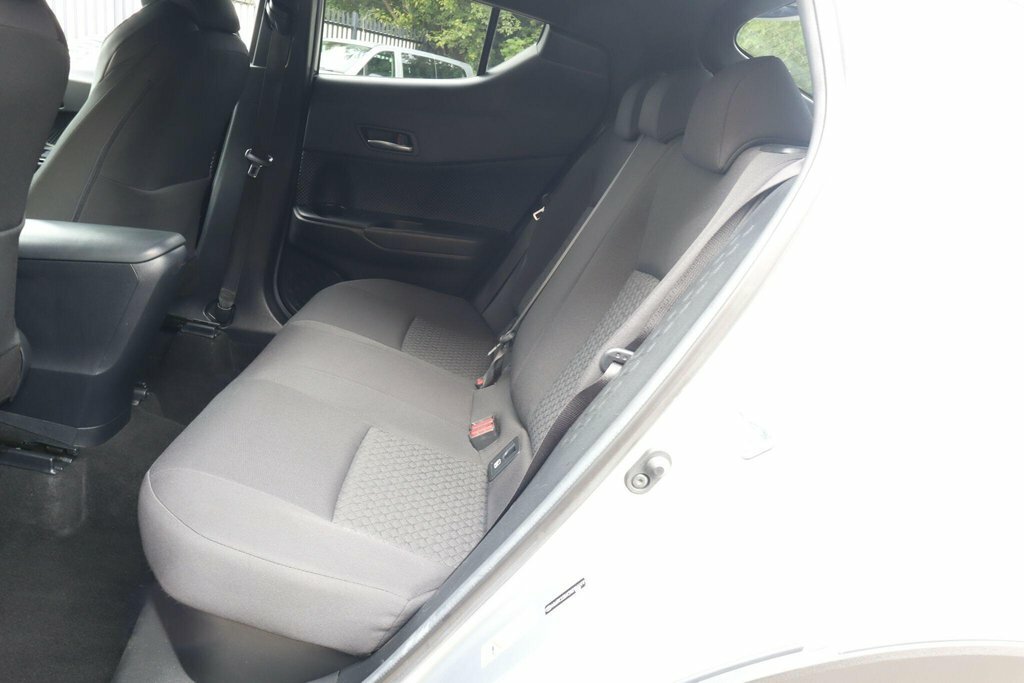 Toyota C-Hr Excel White #14