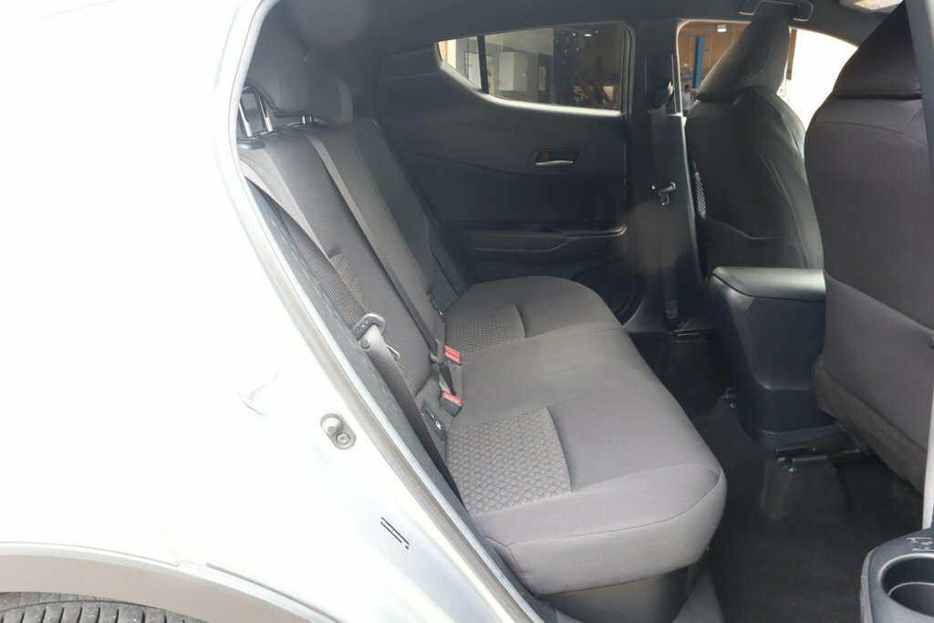 Toyota C-Hr Excel White #13