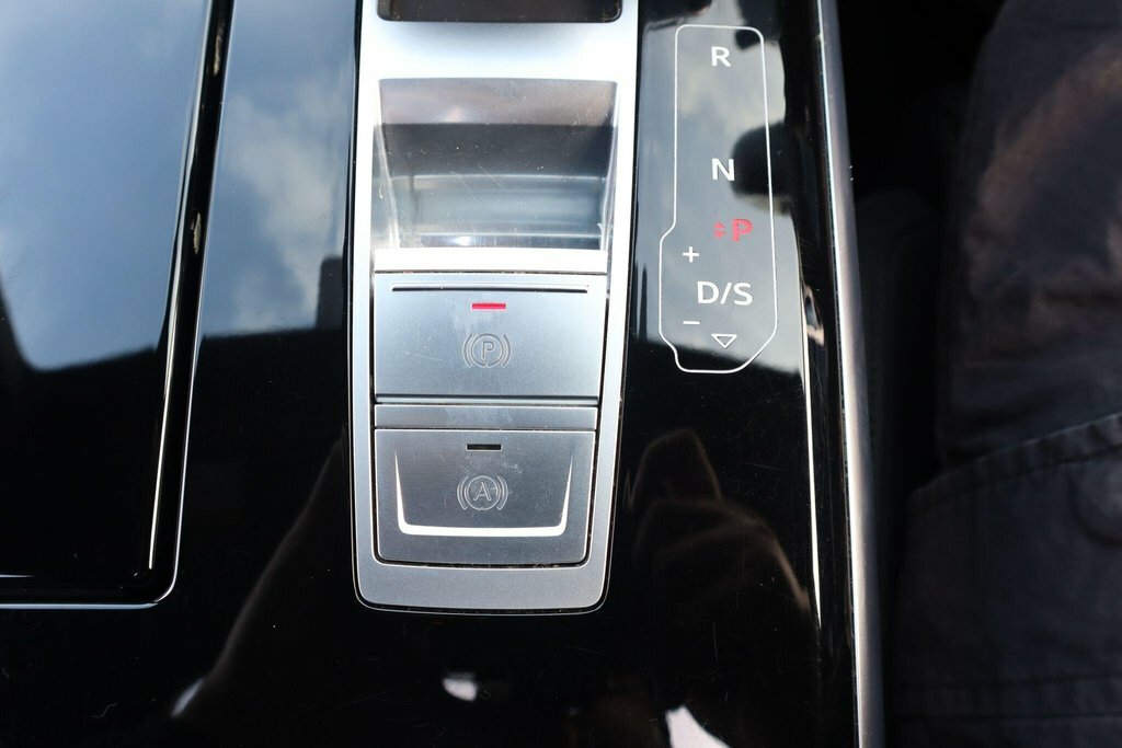 Audi A8 A8 Black Edition 55 Tfsi Mhev Quattro Grey #21
