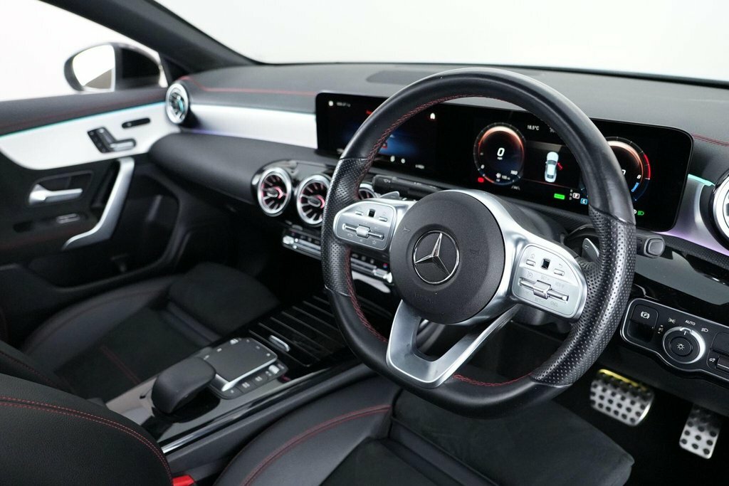Mercedes-Benz CLA Class 1.3L Amg Line Night Edition White #2
