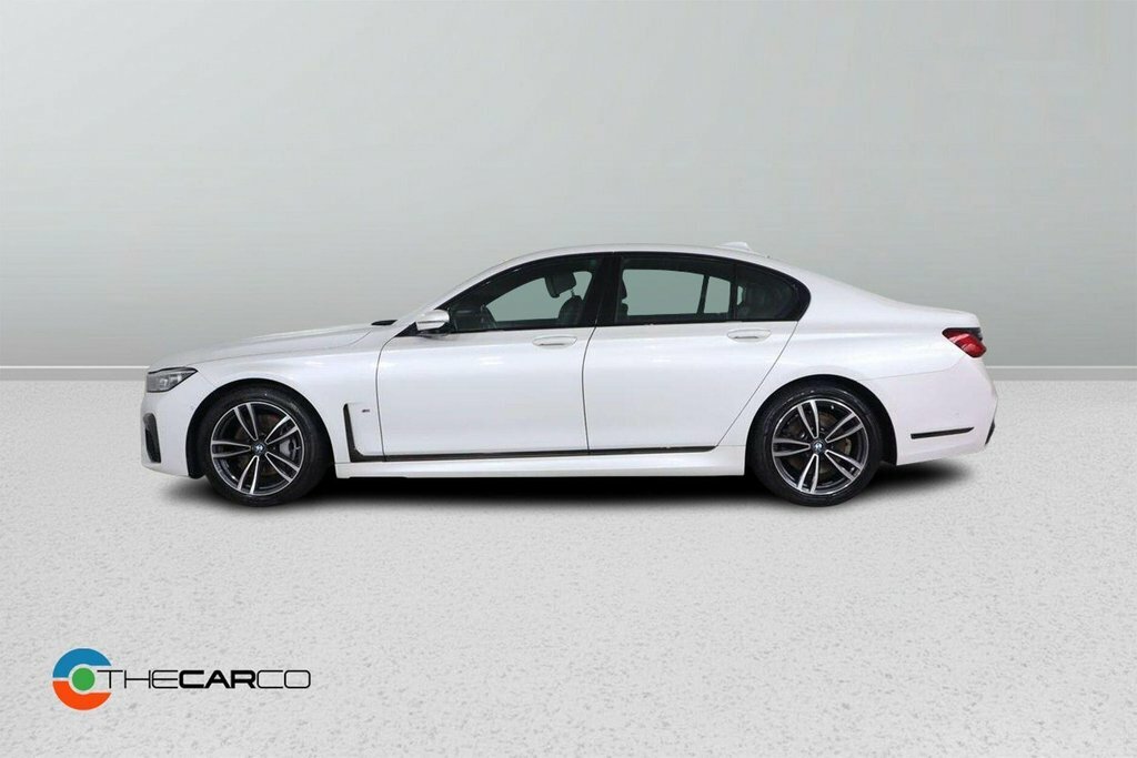 BMW 7 Series 3L M Sport White #6