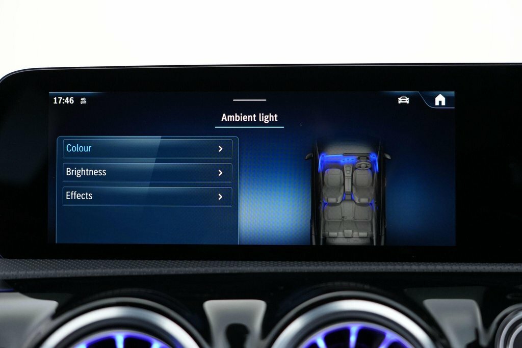 Mercedes-Benz CLA Class Cla 180 Amg Line Executive Tip Blue #35