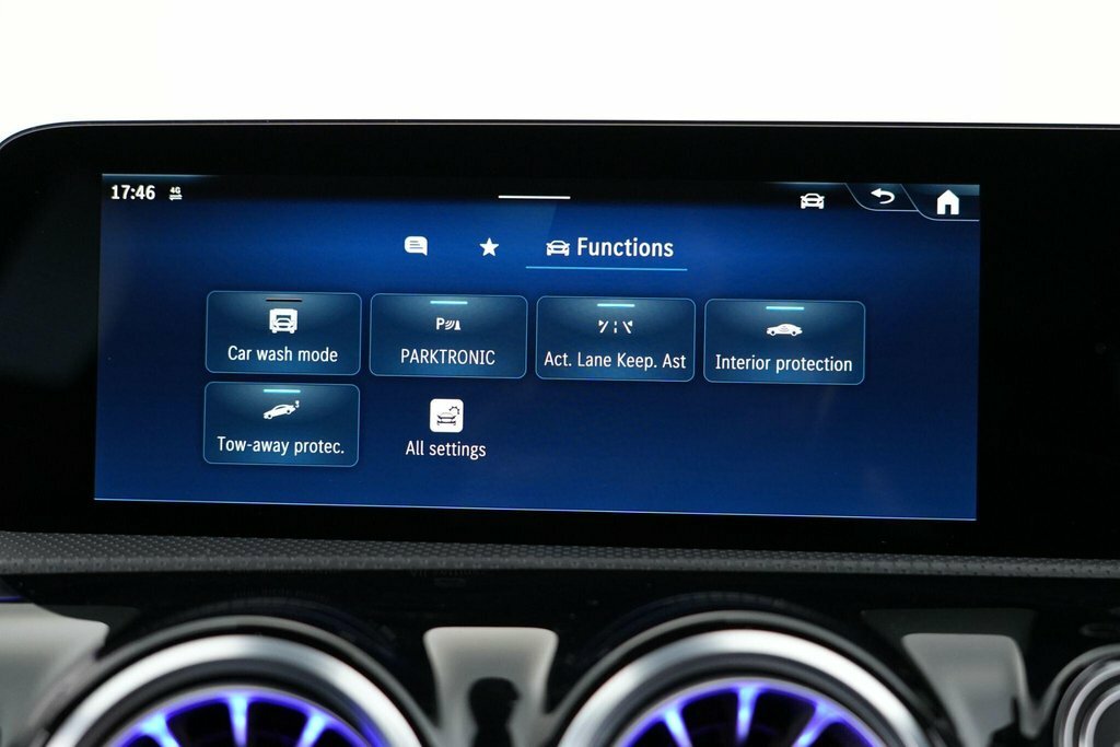 Mercedes-Benz CLA Class Cla 180 Amg Line Executive Tip Blue #43