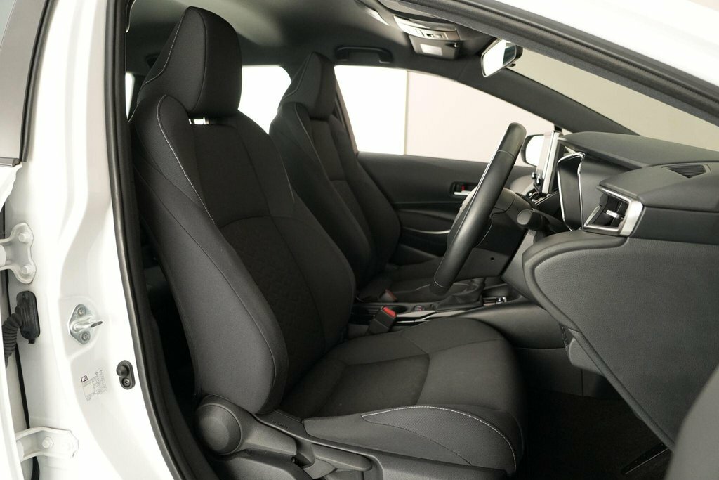 Toyota Corolla Corolla Trek Hev Cvt Silver #42