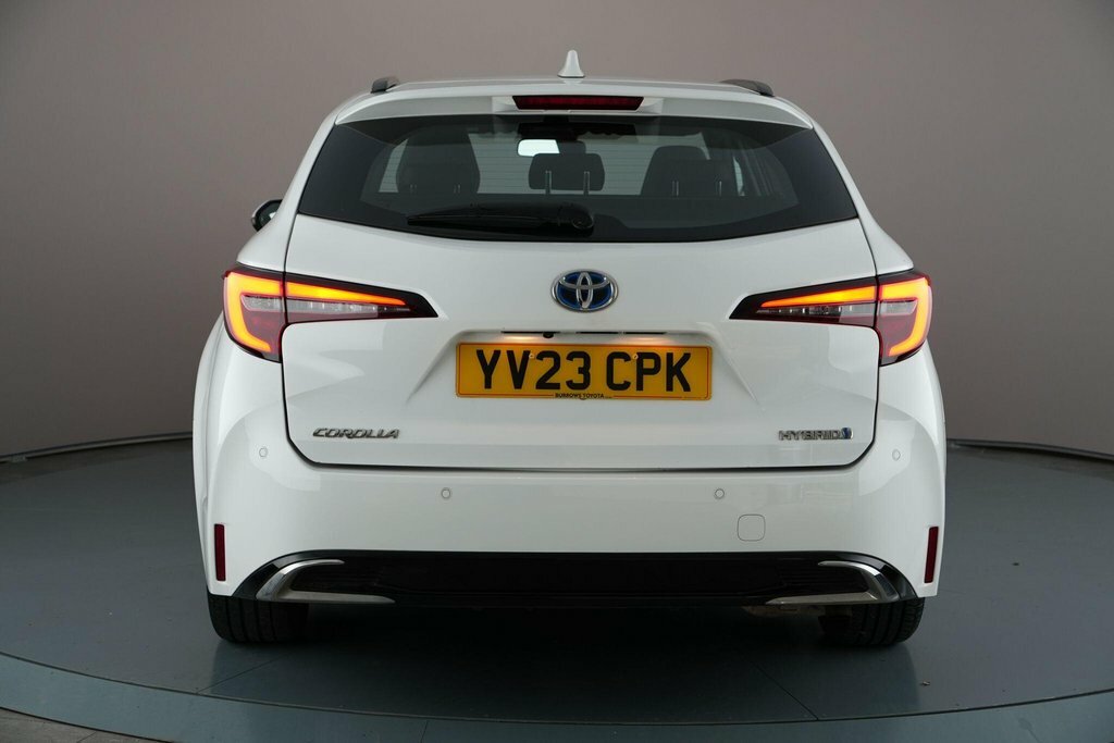 Toyota Corolla 1.8L Icon White #6