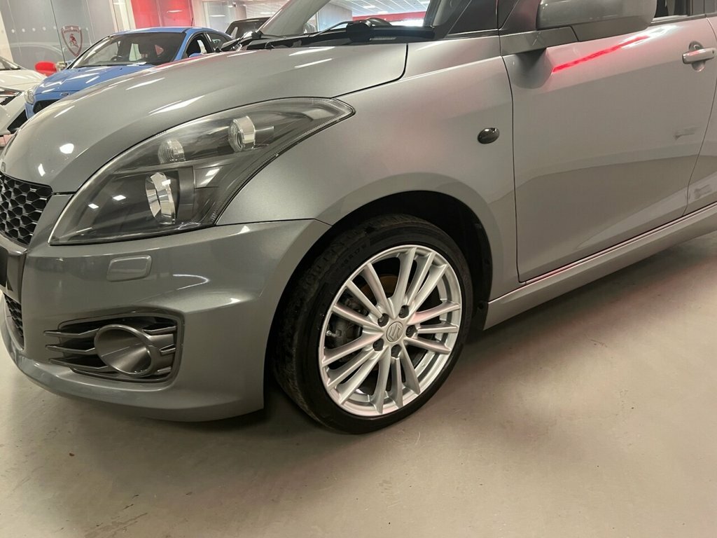 Suzuki Swift Sz3 Dualjet Red #33