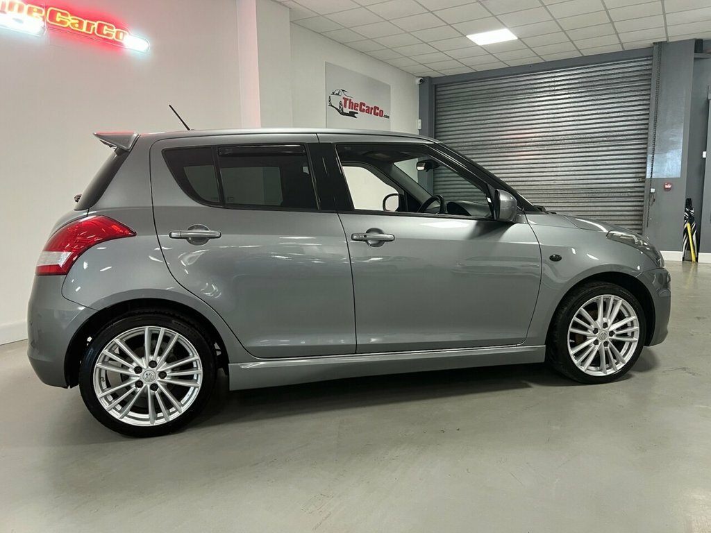 Suzuki Swift Hatchback Grey #2