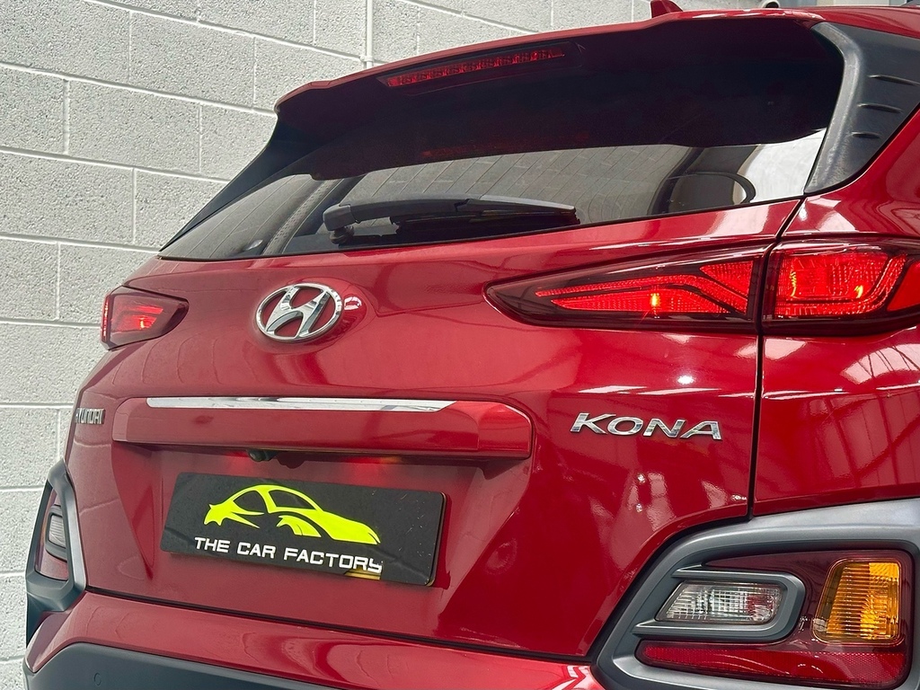 Hyundai Kona S Black #20