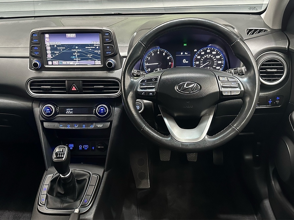 Hyundai Kona S Black #43