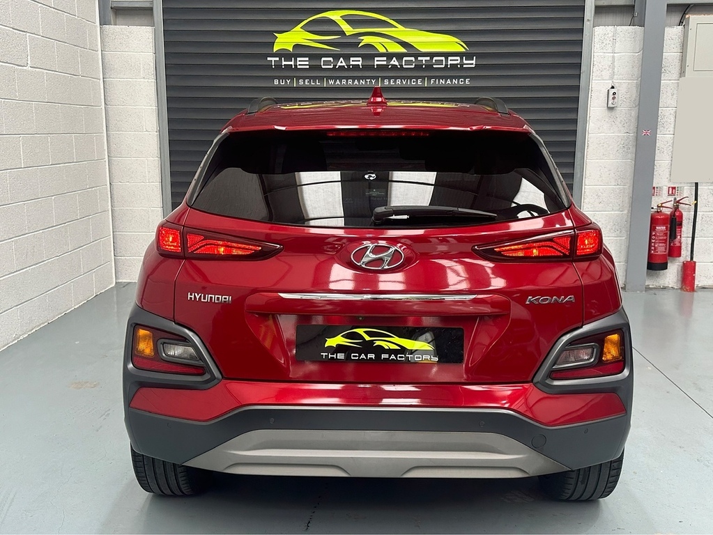 Hyundai Kona S Black #8