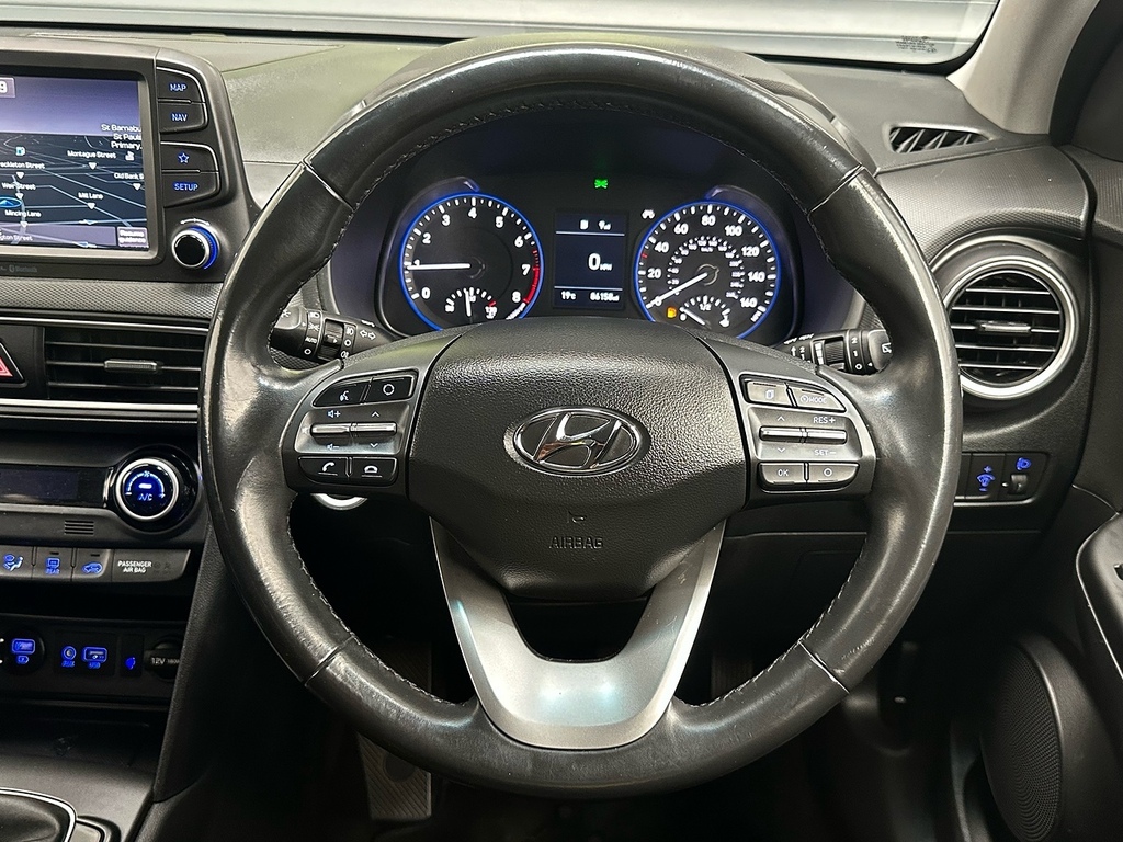 Hyundai Kona S Black #34