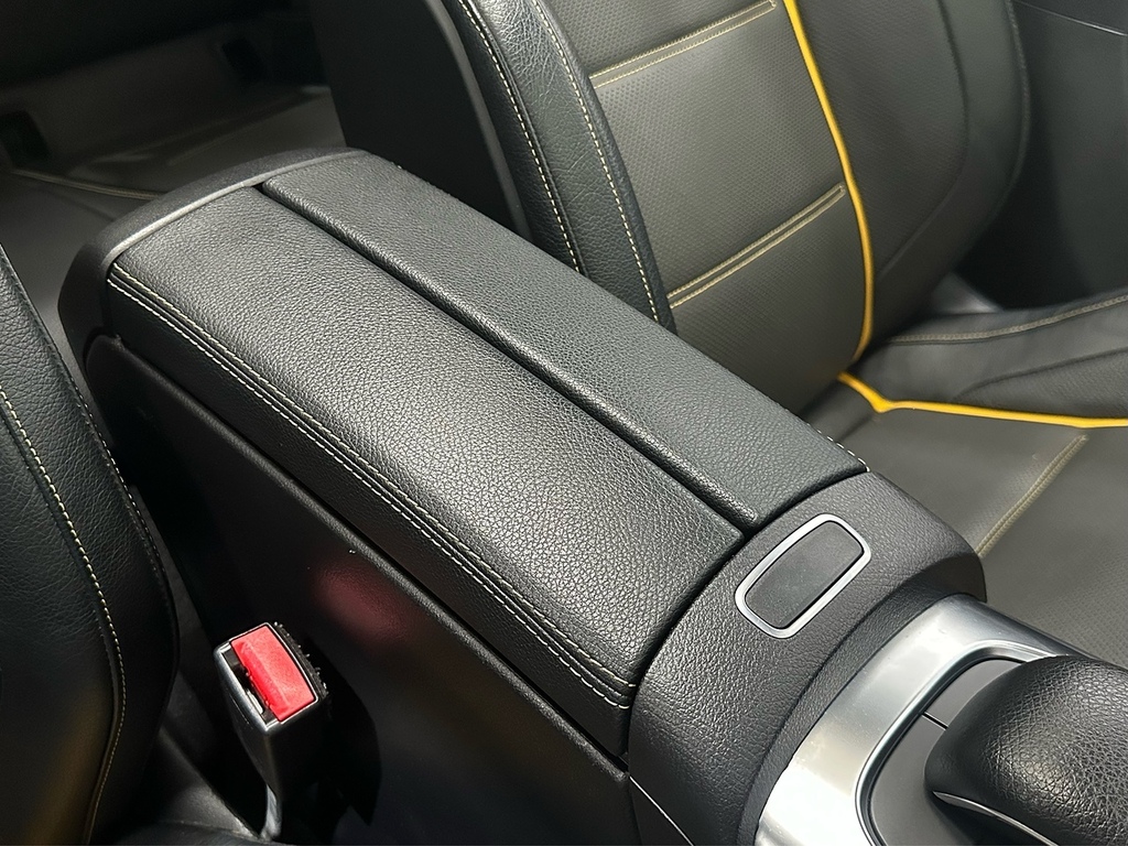 Mercedes-Benz CLA Class Cla 200 Amg Line Tip Black #66