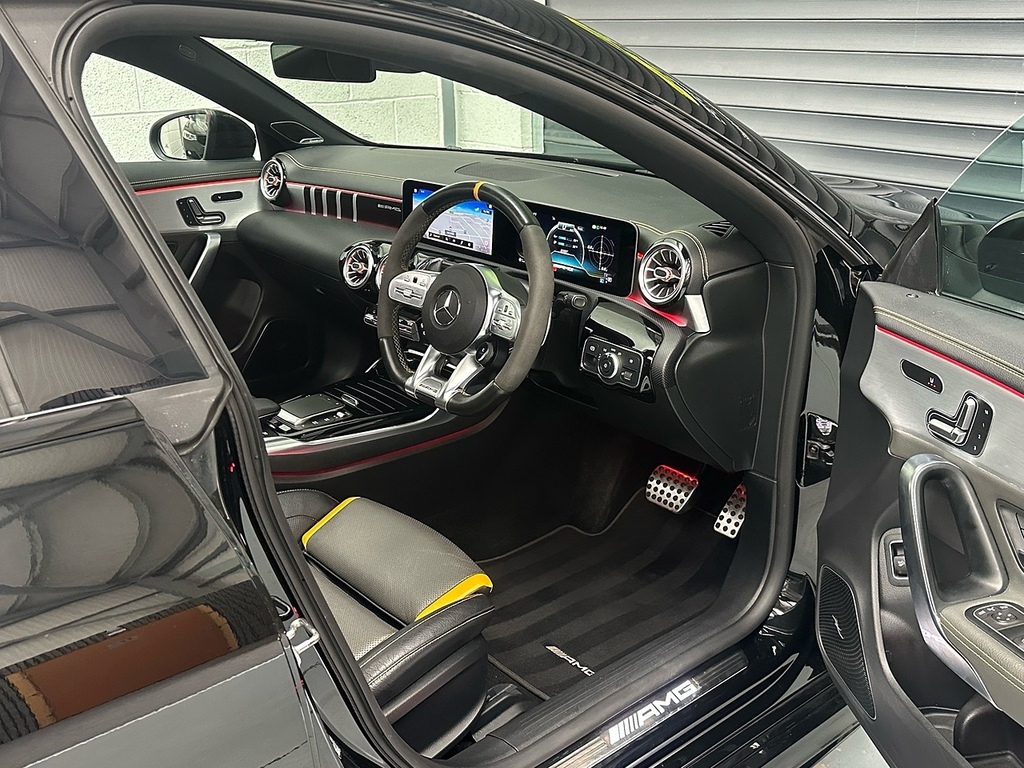 Mercedes-Benz CLA Class Cla 200 Amg Line Tip Black #32