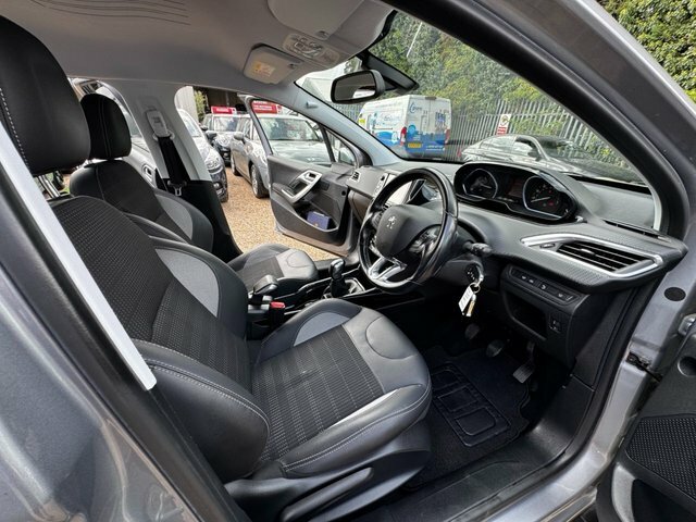 Peugeot 2008 2008 Active Grey #40