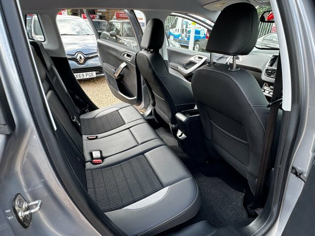 Peugeot 2008 2008 Active Grey #35