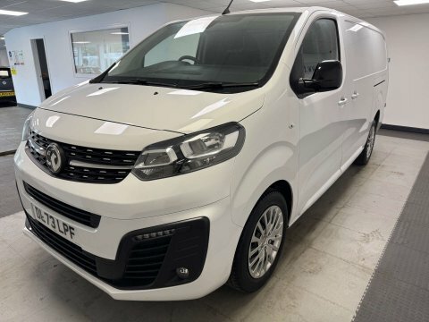 Vauxhall Vivaro 2023 73 1.5 White #5