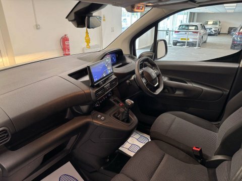 Peugeot Partner 2024 24 1.5 White #3
