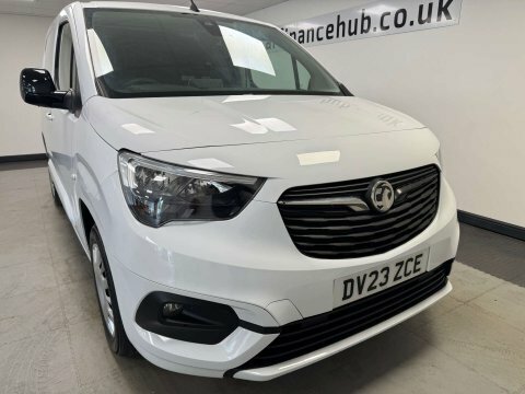 Vauxhall Combo 2023 23 1.5 White #4