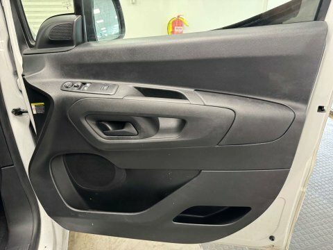 Vauxhall Combo Swb L1h1 Pro White #35