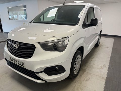 Vauxhall Combo 2023 23 1.5 White #5