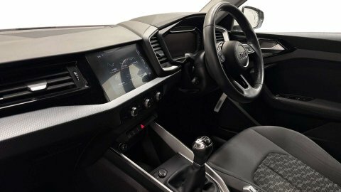 Audi A1 2019 19 1.0 SW19OMY White #2