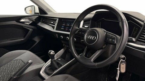 Audi A1 2019 19 1.0 SW19OMY White #6