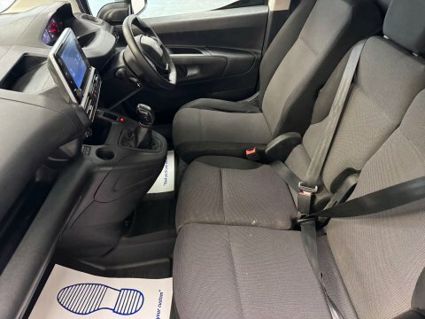 Peugeot Partner Panel Van 1.2 950 Puretech Professional Long Panel White #17