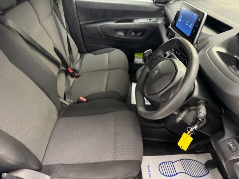 Peugeot Partner Panel Van 1.2 950 Puretech Professional Long Panel White #33