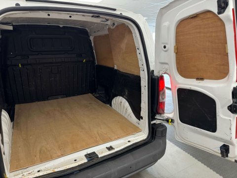 Peugeot Partner Panel Van 1.2 950 Puretech Professional Long Panel White #27