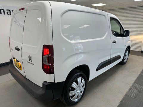 Peugeot Partner Panel Van 1.2 950 Puretech Professional Long Panel White #29