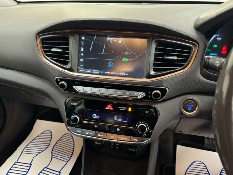 Hyundai Ioniq Hatchback Grey #14