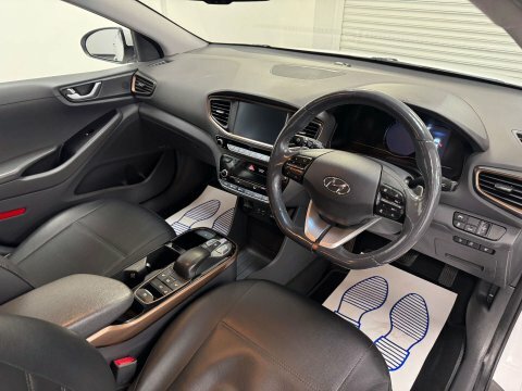 Hyundai Ioniq Hatchback Grey #38