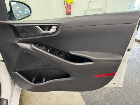 Hyundai Ioniq Hatchback Grey #42