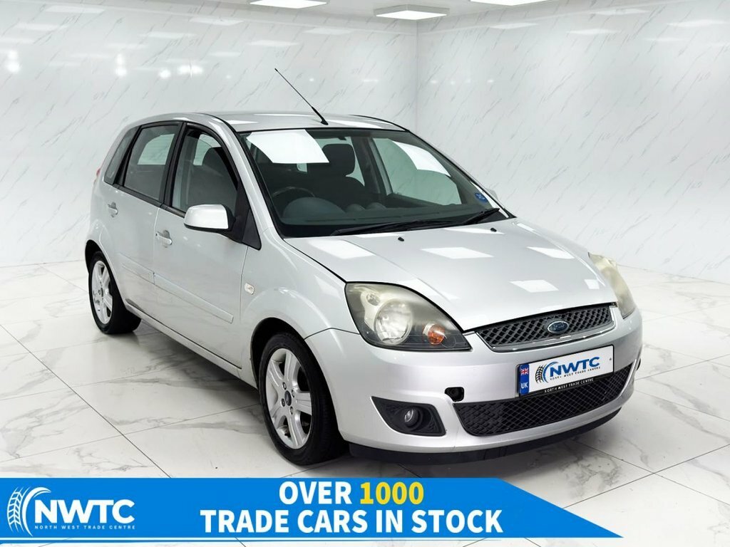 Ford Fiesta 1.4L Zetec Climate Silver
