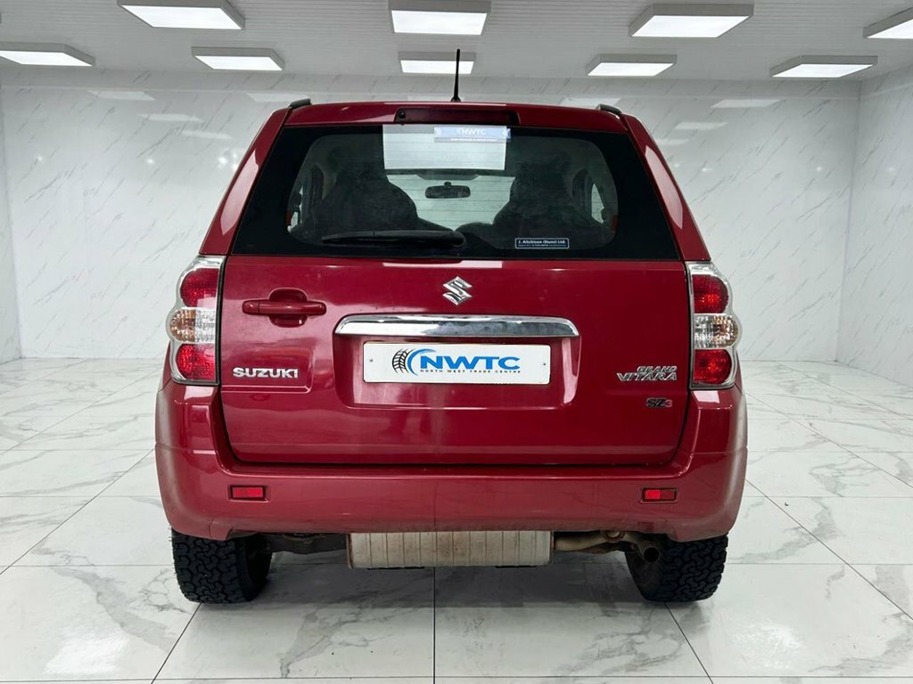 Suzuki Grand Vitara  Silver #8