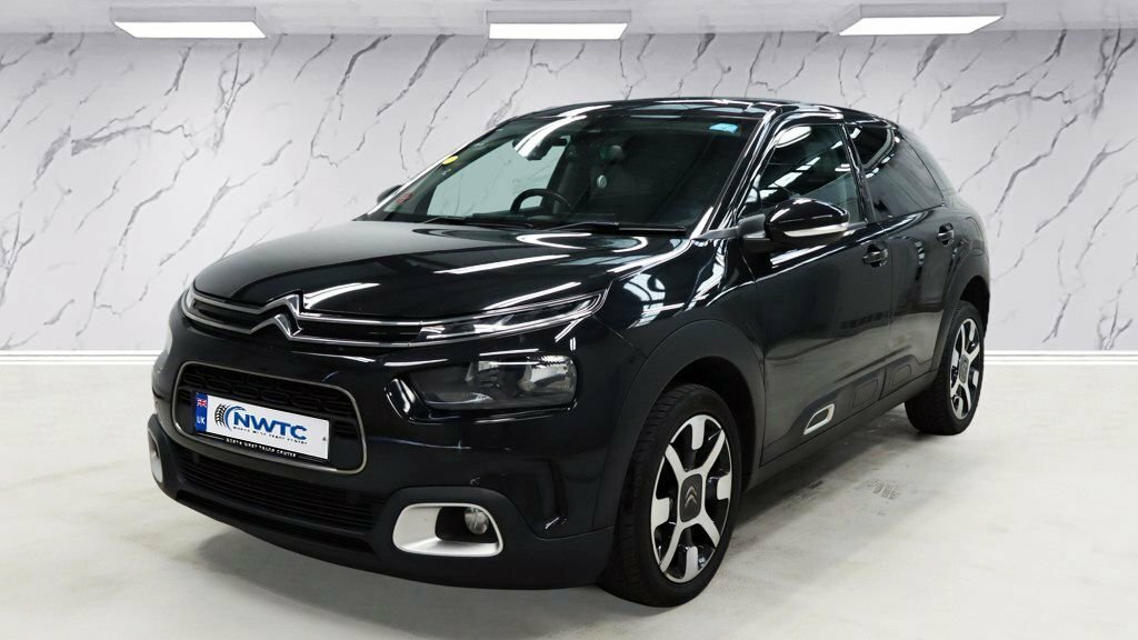 Citroen C4 Cactus 1.2L Flair Black