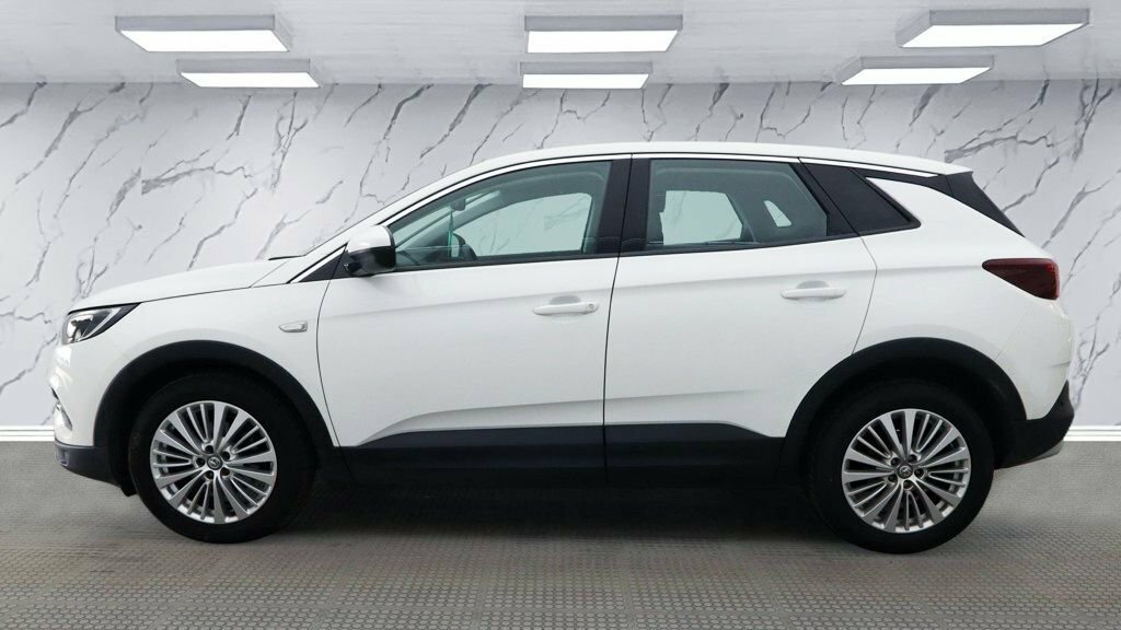 Vauxhall Grandland X 1.2L Tech Line Nav White #6
