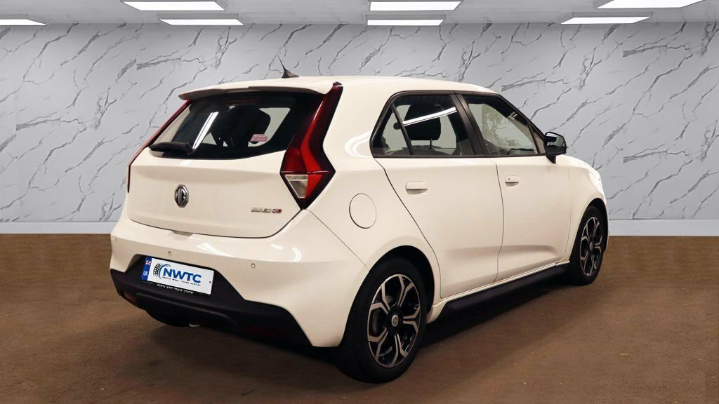 MG MG3 1.5L Excite White #4