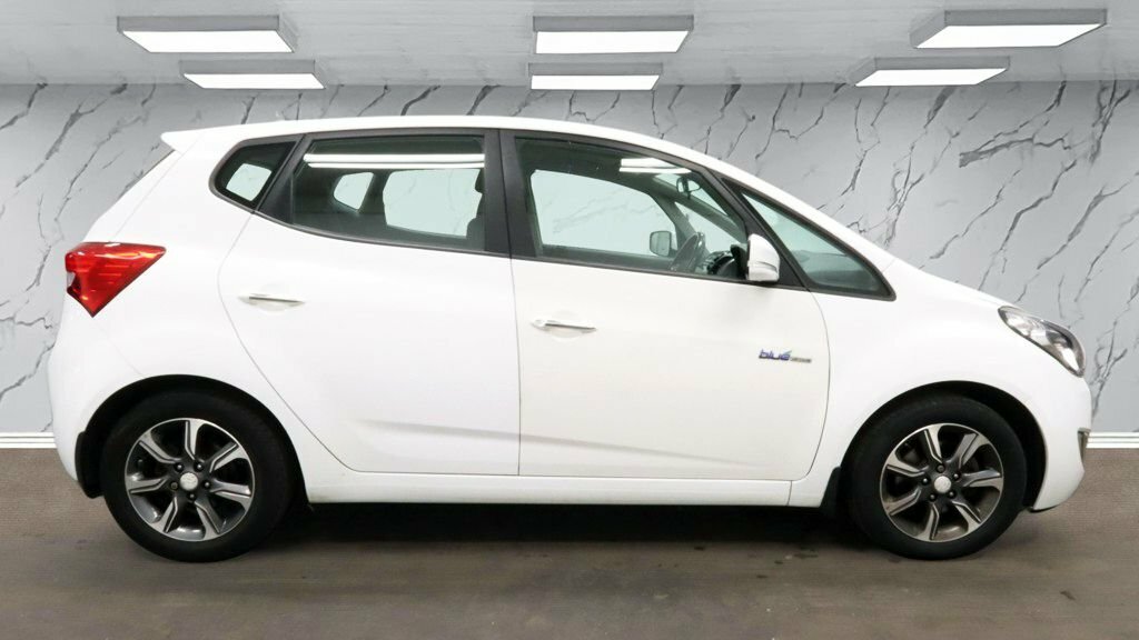 Hyundai Ix20 1.6L Se Nav White #5
