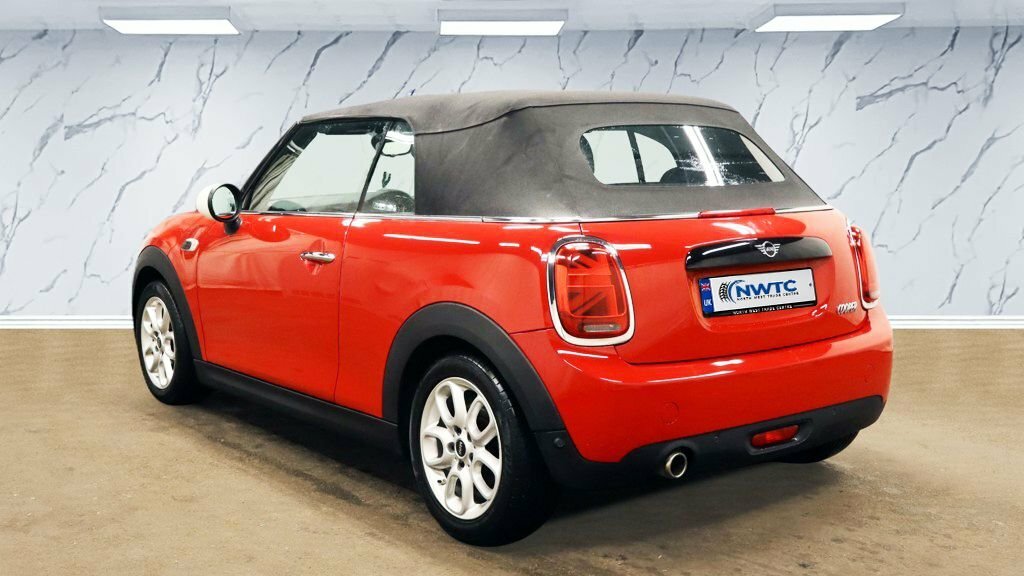 Mini Convertible 1.5L Cooper Classic Red #2
