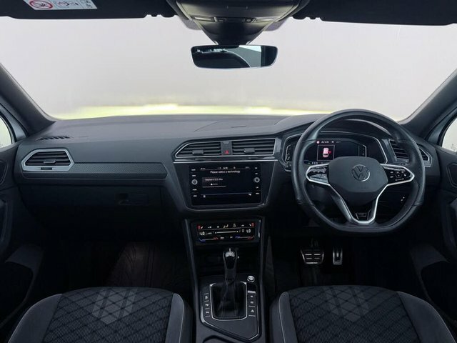 Volkswagen Tiguan 2.0 Tdi R-line Suv Dsg Euro 6 S S 15 Grey #3