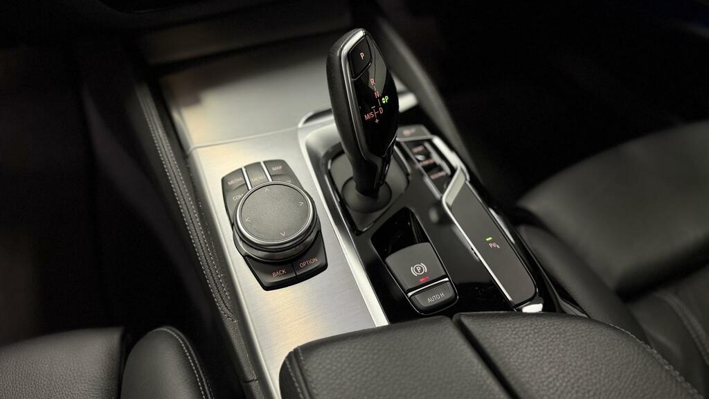 BMW 5 Series Black #23