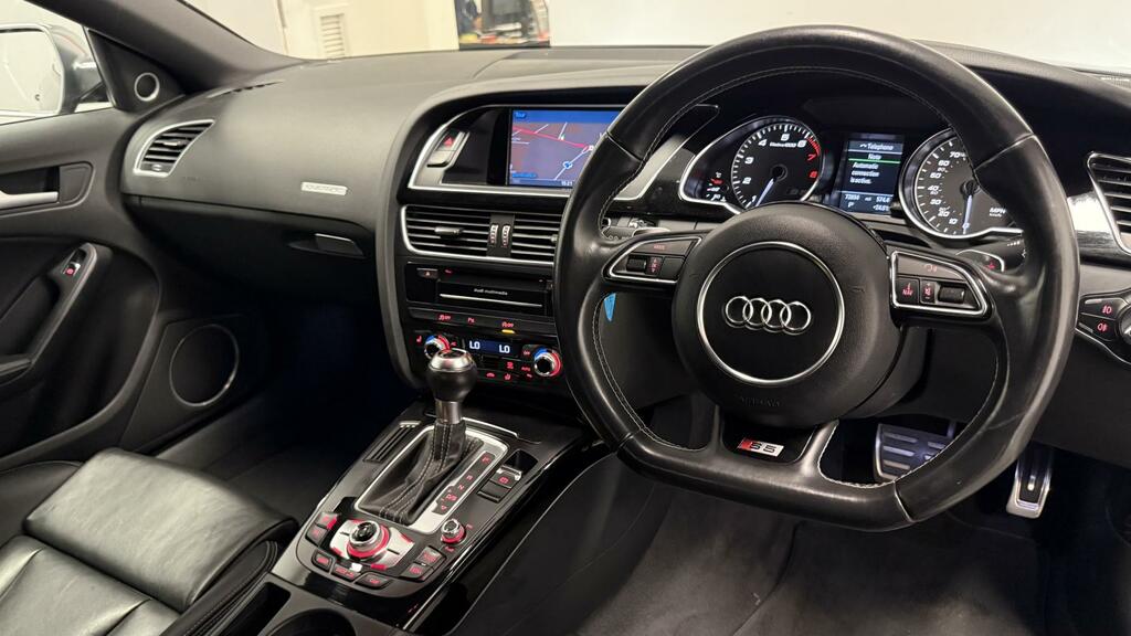Audi S5 Black Edition Black #2