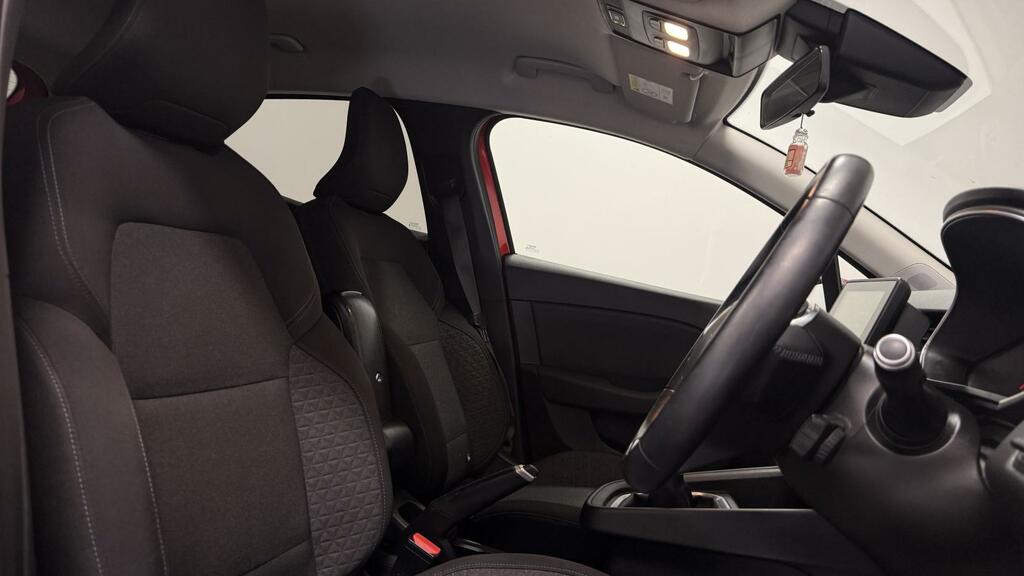 Renault Clio Iconic Red #6